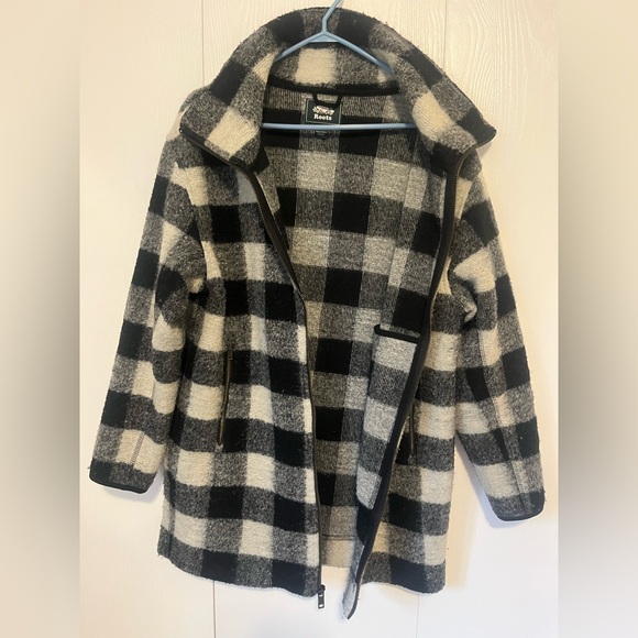 EUC | Roots | Buffalo Plaid Wool Blend Coat - Picture 10 of 13